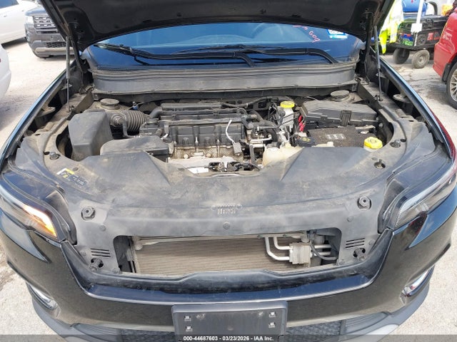 1C4PJLDB1KD420001 Jeep Cherokee Limited Fwd