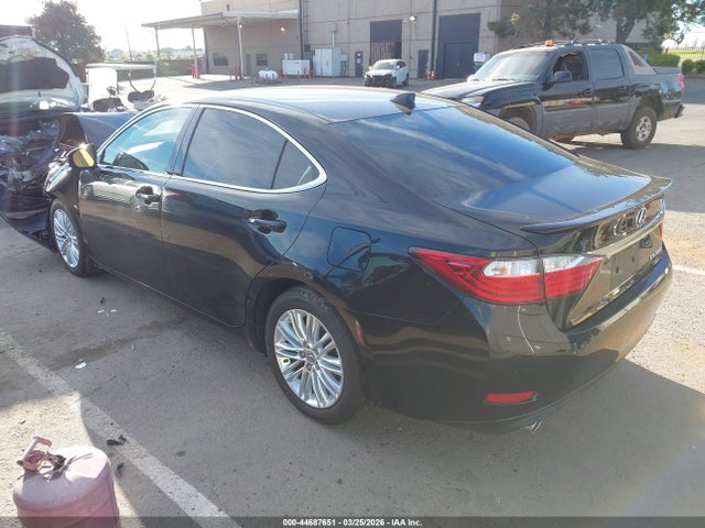 JTHBK1GGXF2186587 Lexus ES 350