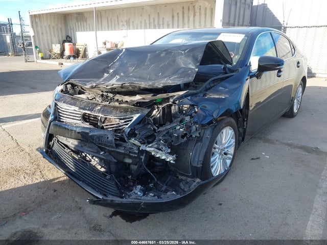 JTHBK1GGXF2186587 Lexus ES 350