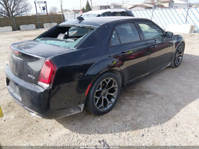 2015 Chrysler 300 300s მანქანა იყიდება აუქციონზე, vin: 2C3CCABGXFH882274, აუქციონის ნომერი: 44687658