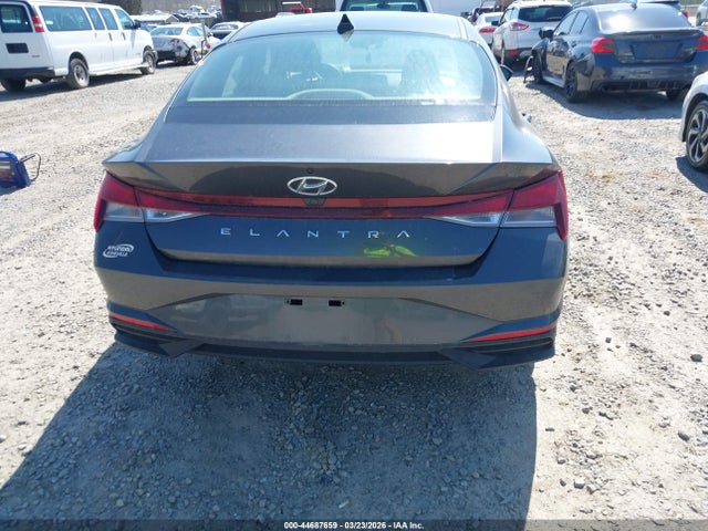 5NPLM4AG6NH081360 Hyundai ELANTRA SEL