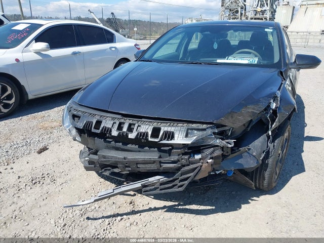 5NPLM4AG6NH081360 Hyundai ELANTRA SEL
