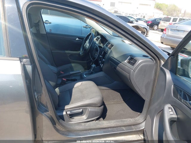 44687678 :رقم المزاد ، 3VWDP7AJ8CM316757 vin ، 2012 Volkswagen Jetta 2.5l Se مزاد بيع