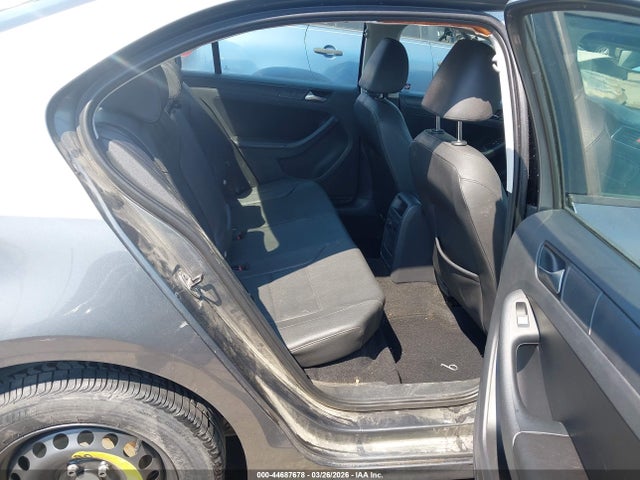 44687678 :رقم المزاد ، 3VWDP7AJ8CM316757 vin ، 2012 Volkswagen Jetta 2.5l Se مزاد بيع