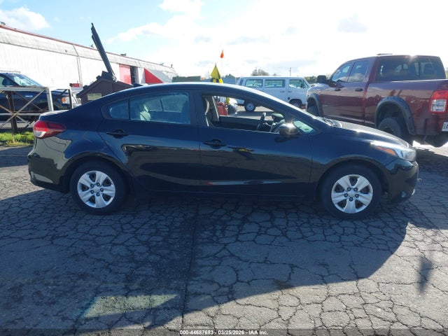 KIA FORTE LX 2018 3KPFK4A78JE248433 Image 13
