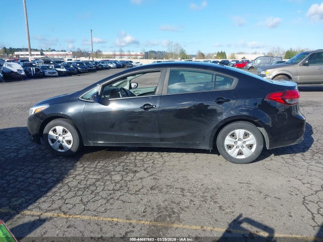 KIA FORTE LX 2018 3KPFK4A78JE248433 Image 14