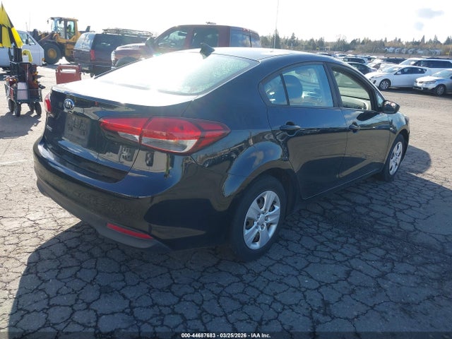 KIA FORTE LX 2018 3KPFK4A78JE248433 Image 4