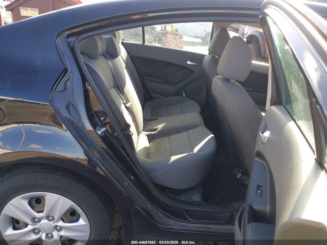 KIA FORTE LX 2018 3KPFK4A78JE248433 Image 8