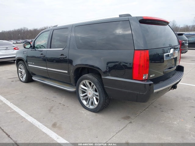 Aukcja sprzedaży 2012 Cadillac Escalade Esv Luxury, vin: 1GYS4HEF2CR252710, numer aukcji: 44687690
