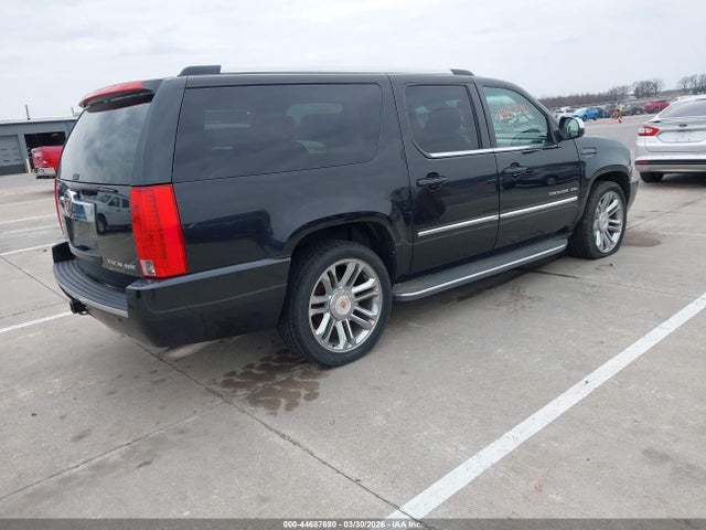 Aukcja sprzedaży 2012 Cadillac Escalade Esv Luxury, vin: 1GYS4HEF2CR252710, numer aukcji: 44687690