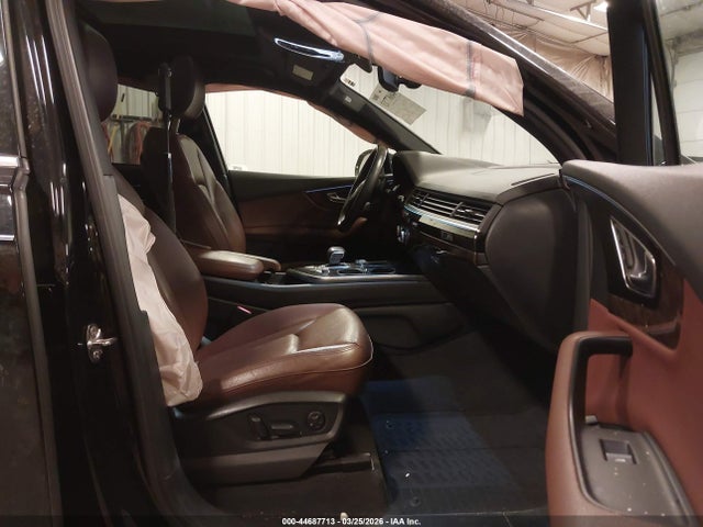 44687713 :رقم المزاد ، WA1LAAF7XHD045532 vin ، 2017 Audi Q7 3.0t Premium مزاد بيع