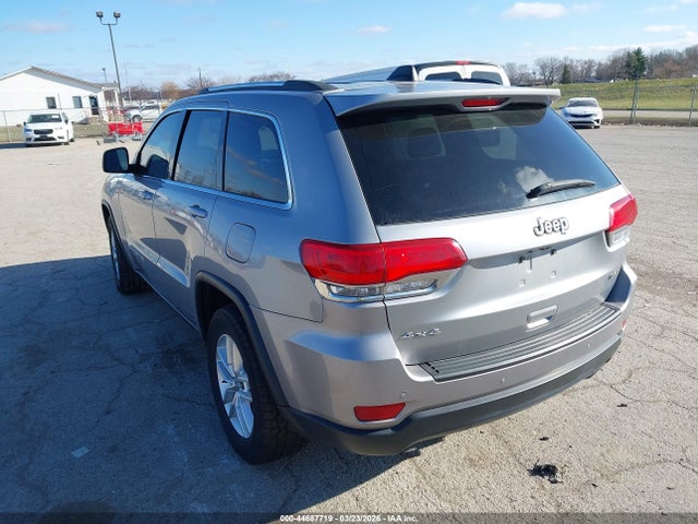 2018 JEEP GRAND CHEROKEE 1C4RJFAG4JC251817 Photo 2