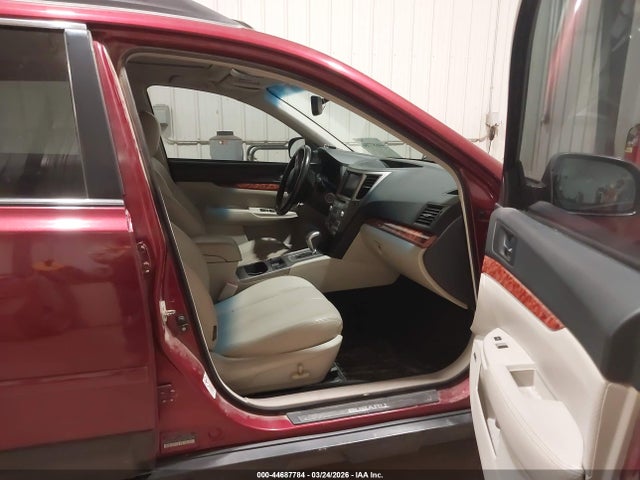 44687784 :رقم المزاد ، 4S4BRBLC4B3405193 vin ، 2011 Subaru Outback 2.5i Limited مزاد بيع