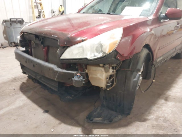 44687784 :رقم المزاد ، 4S4BRBLC4B3405193 vin ، 2011 Subaru Outback 2.5i Limited مزاد بيع