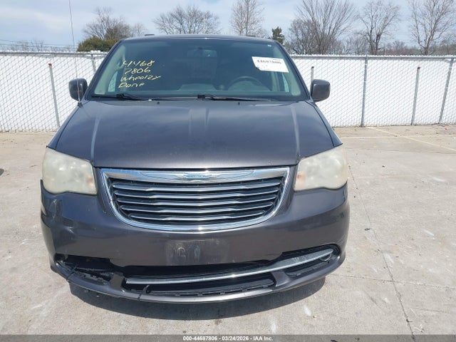 2016 Chrysler Town & Country Touring მანქანა იყიდება აუქციონზე, vin: 2C4RC1BG9GR230859, აუქციონის ნომერი: 44687806
