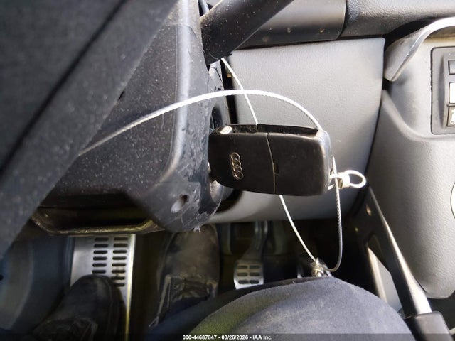 2002 AUDI TT TRUWT28NX21020479 Photo 10