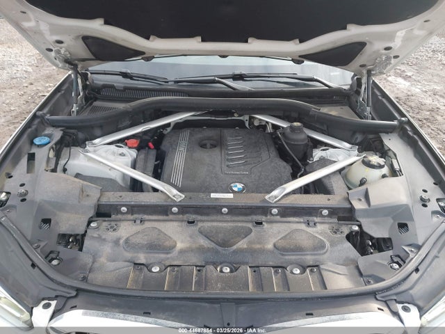 2019 BMW X5 5UXCR6C55KLL21254 Photo 9