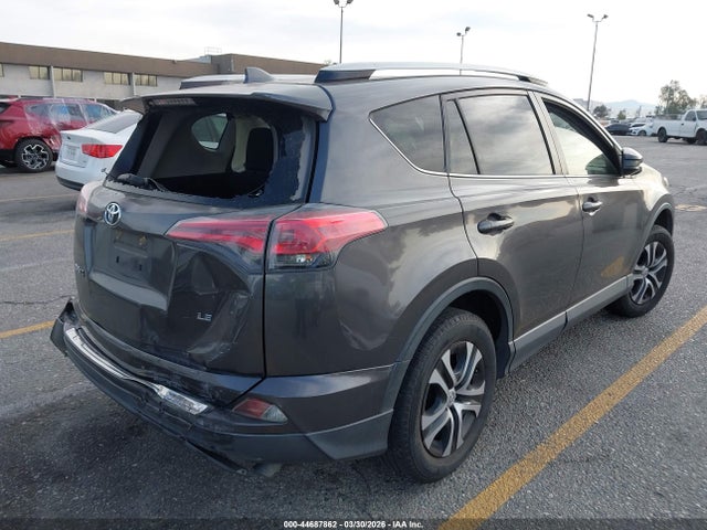 JTMZFREV5HJ709799 Toyota RAV4 LE