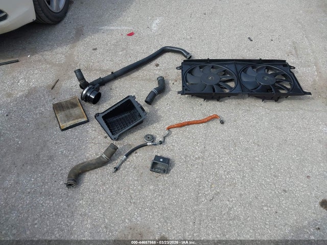 44687868 :رقم المزاد ، 1G6KD54YX2U305790 vin ، 2002 Cadillac Deville Standard مزاد بيع
