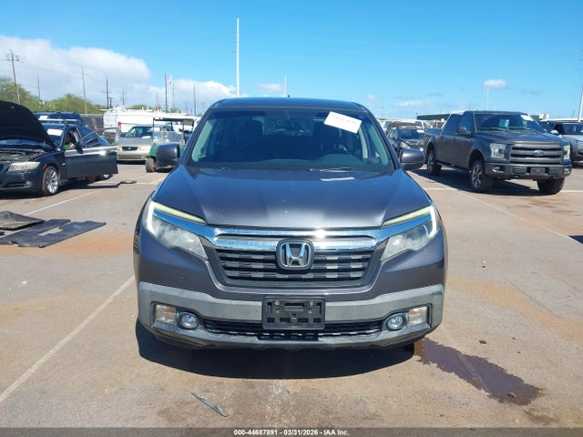 Auction sale of the 2017 Honda Ridgeline Rtl-t, vin: 5FPYK2F65HB003498, lot number: 44687891