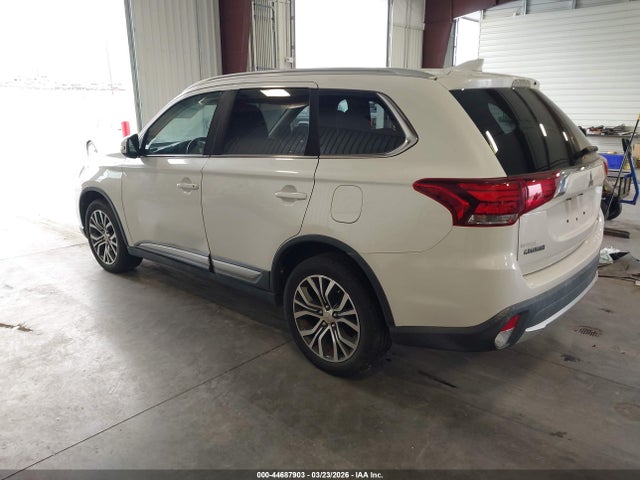 2018 MITSUBISHI OUTLANDER JA4AZ3A3XJZ025452 Photo 2
