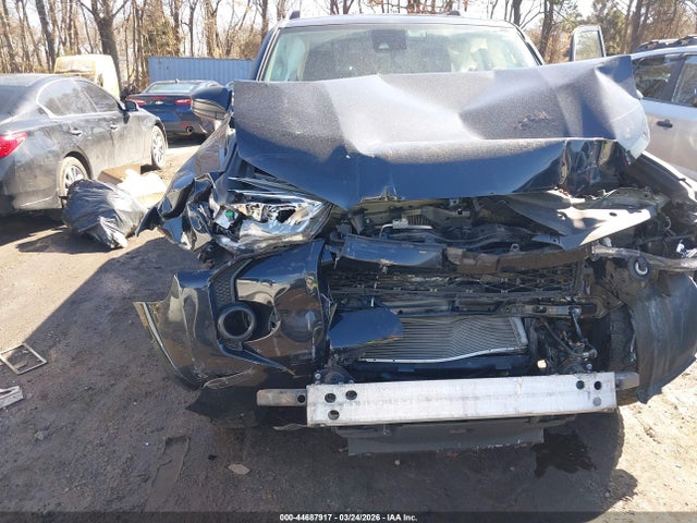 2020 Toyota 4runner Sr5 მანქანა იყიდება აუქციონზე, vin: JTEBU5JR7L5774174, აუქციონის ნომერი: 44687917