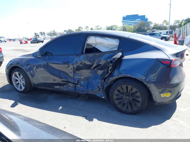 Продажа на аукционе авто 2021 Tesla Model Y Long Range Dual Motor All-wheel Drive, vin: 5YJYGDEE2MF282109, номер лота: 44687950