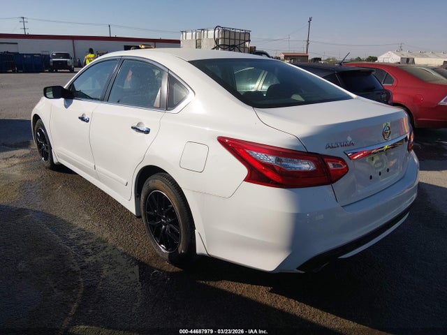 1N4AL3AP6HN363030 Nissan Altima 2.5 S