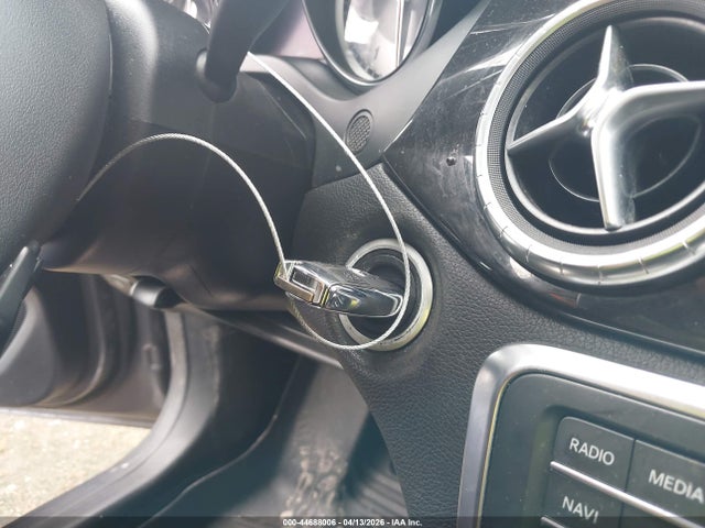Продаж на аукціоні авто 2015 Mercedes-benz Cla 250 4matic, vin: WDDSJ4GB3FN282141, номер лоту: 44688006