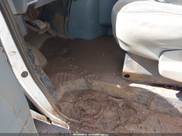 2004 Ford E-150 მანქანა იყიდება აუქციონზე, vin: 1FTRE14W24HB54651, აუქციონის ნომერი: 44688015