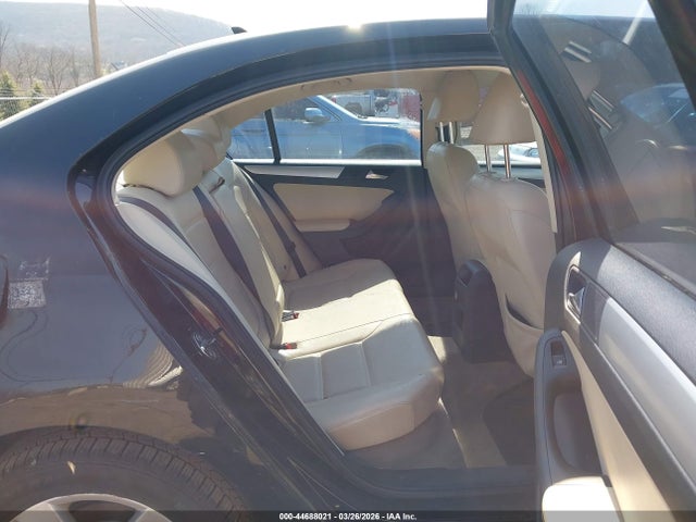 Продаж на аукціоні авто 2012 Volkswagen Jetta 2.0l Tdi, vin: 3VWLL7AJ4CM401926, номер лоту: 44688021