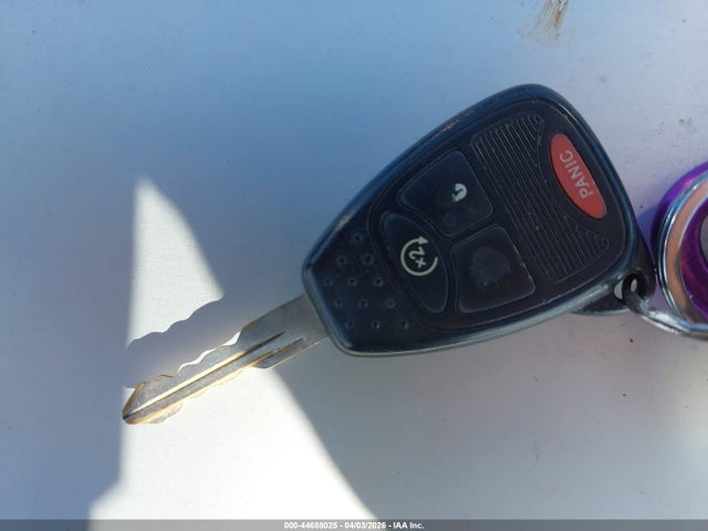 1C4NJRFB9GD637360 Jeep Patriot Latitude