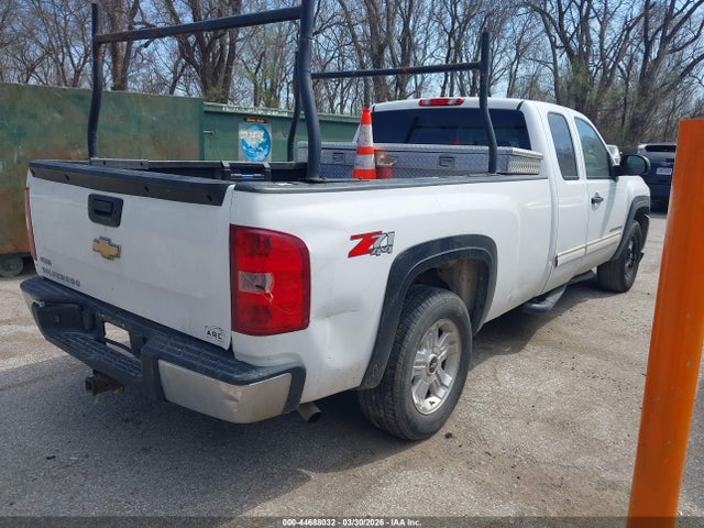 Продажа на аукционе авто 2009 Chevrolet Silverado 1500 Lt, vin: 1GCEK29059E148059, номер лота: 44688032