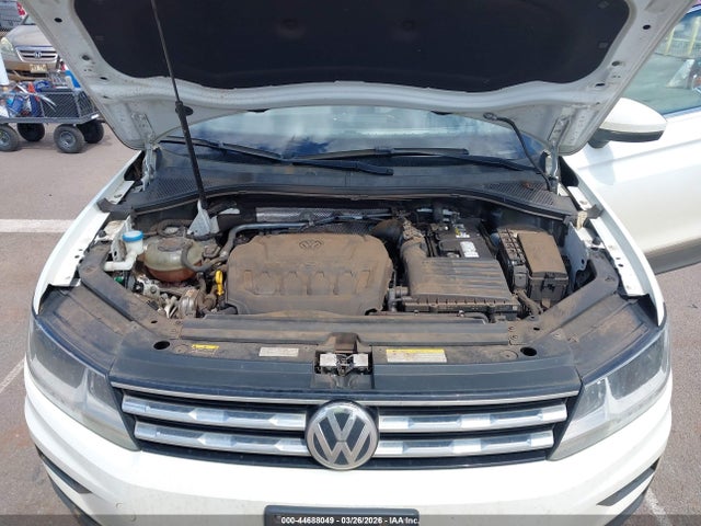 3VV3B7AX5MM046049 Volkswagen Tiguan 2.0t Se/2.0t Se R-line Black/2.0t Sel