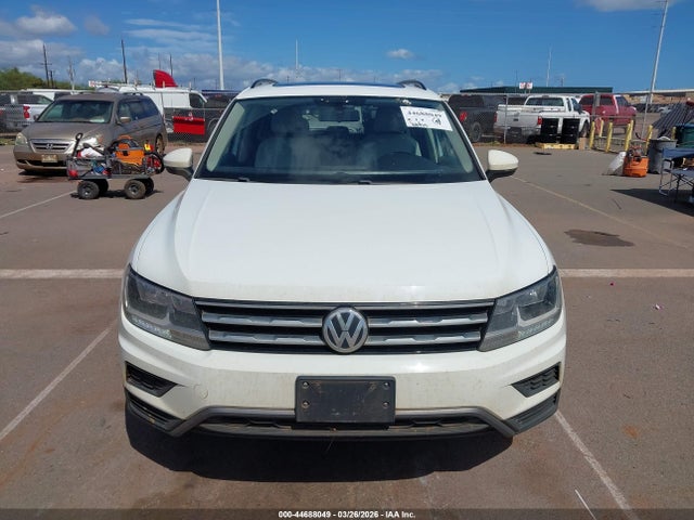 3VV3B7AX5MM046049 Volkswagen Tiguan 2.0t Se/2.0t Se R-line Black/2.0t Sel