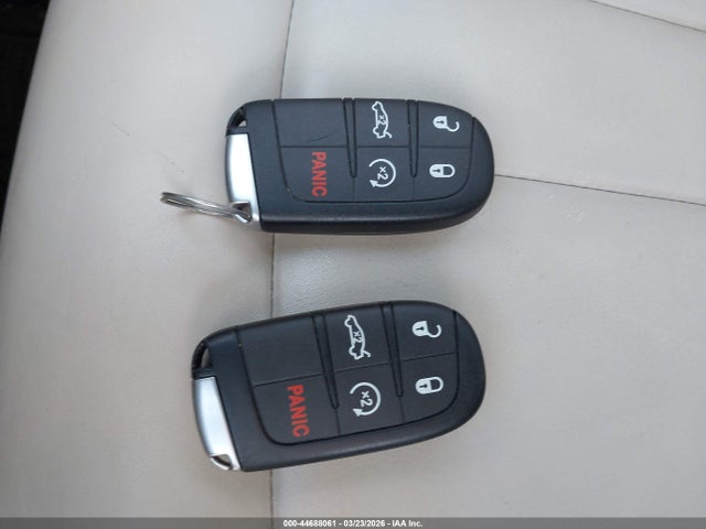 2015 CHRYSLER 200 1C3CCCEG7FN523690 Photo 10