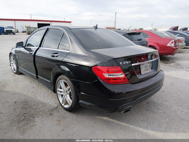 Aukcja sprzedaży 2012 Mercedes-benz C 250 Luxury/sport, vin: WDDGF4HB6CA621354, numer aukcji: 44688095