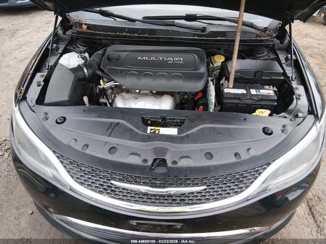 2016 Chrysler 200 Limited მანქანა იყიდება აუქციონზე, vin: 1C3CCCAB5GN105172, აუქციონის ნომერი: 44688108