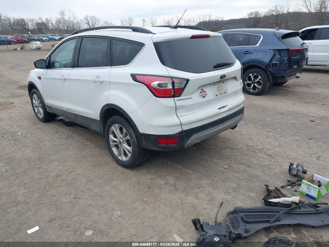 2017 FORD ESCAPE 1FMCU9GD9HUE13968 Photo 2