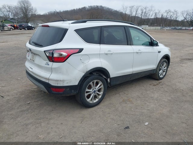 2017 FORD ESCAPE 1FMCU9GD9HUE13968 Photo 3