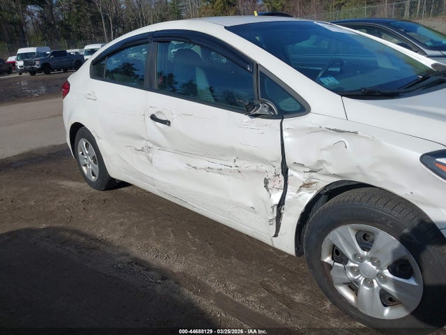 KIA FORTE LX 2017 3KPFL4A72HE014697 Image 6