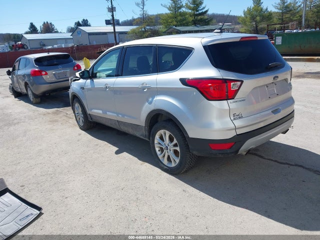 2019 FORD ESCAPE 1FMCU9GD4KUB91329 Photo 2