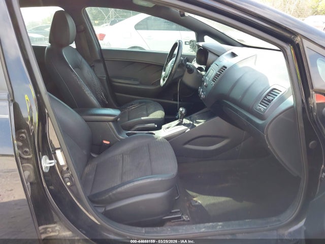 KNAFZ5A34G5636856 KIA FORTE SX