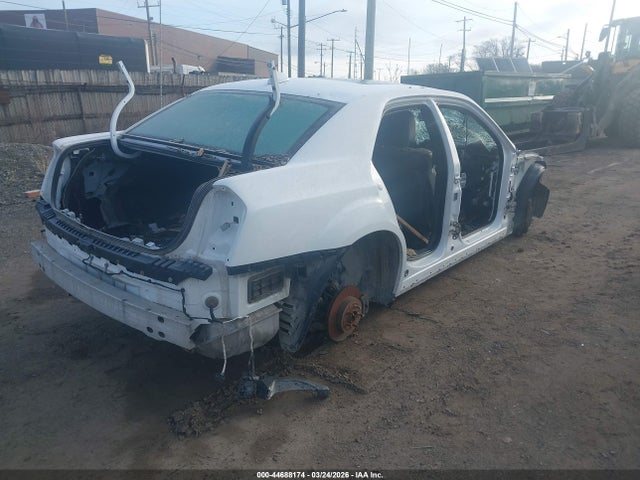 Продажа на аукционе авто 2016 Chrysler 300 300s, vin: 2C3CCAGG6GH311424, номер лота: 44688174