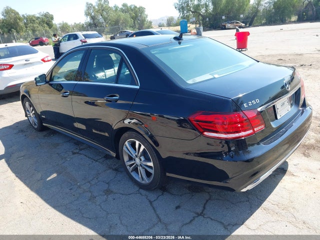 2014 MERCEDES-BENZ E 250 BLUETEC WDDHF0EB9EA881591 Photo 2
