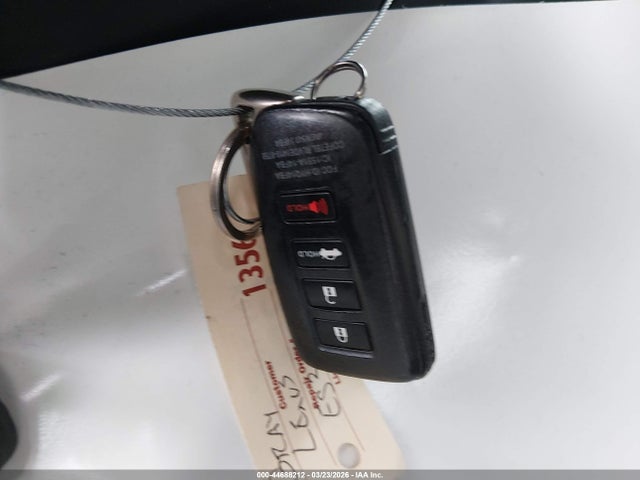 44688212 :رقم المزاد ، 58ABK1GG0JU115272 vin ، 2018 Lexus Es 350 مزاد بيع
