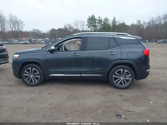 44688247 :رقم المزاد ، 3GKALXEX7JL255697 vin ، 2018 Gmc Terrain Denali مزاد بيع