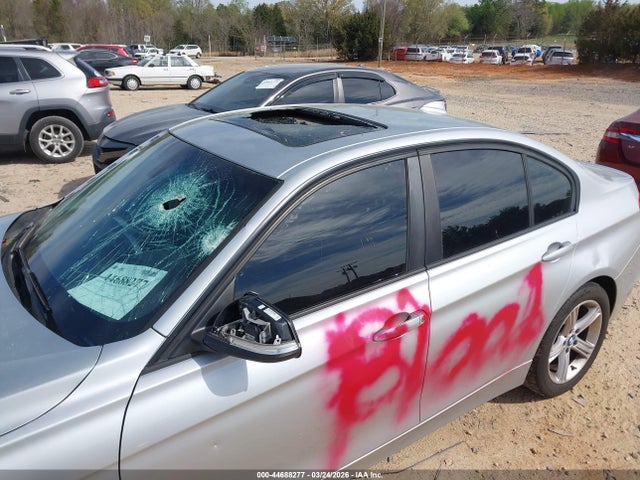 2013 BMW 320I WBA3B1C56DF461529 Photo 5
