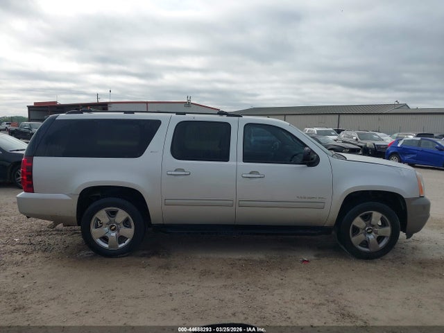 2014 Gmc Yukon Xl 1500 Slt მანქანა იყიდება აუქციონზე, vin: 1GKS1KE02ER192278, აუქციონის ნომერი: 44688293