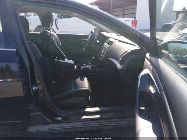 44688301 :رقم المزاد ، 1N4AL3AP3HC152928 vin ، 2017 Nissan Altima 2.5 Sr مزاد بيع